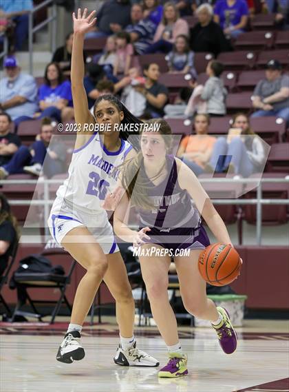 Thumbnail 3 in Frankston vs. LaPoynor (UIL 2A Regional Semifinal Playoff) photogallery.