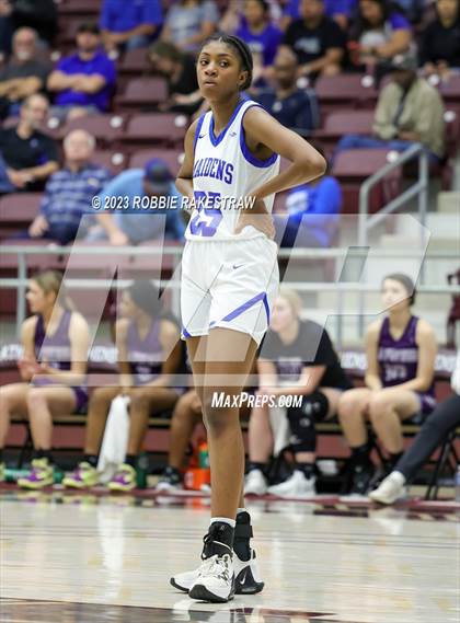 Thumbnail 2 in Frankston vs. LaPoynor (UIL 2A Regional Semifinal Playoff) photogallery.
