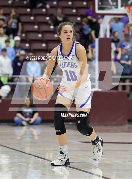 Thumbnail 3 in Frankston vs. LaPoynor (UIL 2A Regional Semifinal Playoff) photogallery.