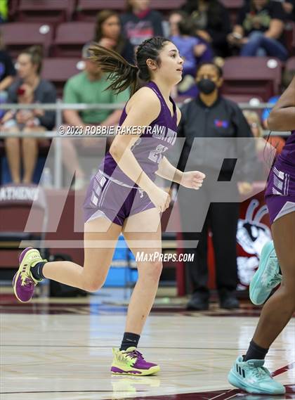 Thumbnail 1 in Frankston vs. LaPoynor (UIL 2A Regional Semifinal Playoff) photogallery.
