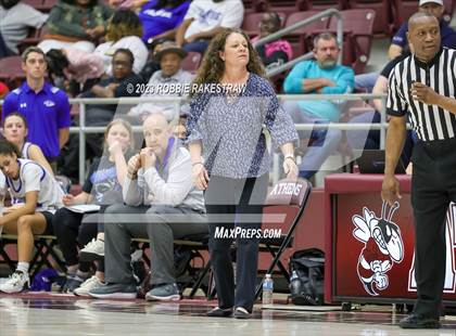 Thumbnail 2 in Frankston vs. LaPoynor (UIL 2A Regional Semifinal Playoff) photogallery.