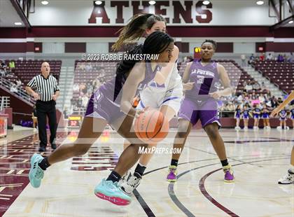 Thumbnail 1 in Frankston vs. LaPoynor (UIL 2A Regional Semifinal Playoff) photogallery.