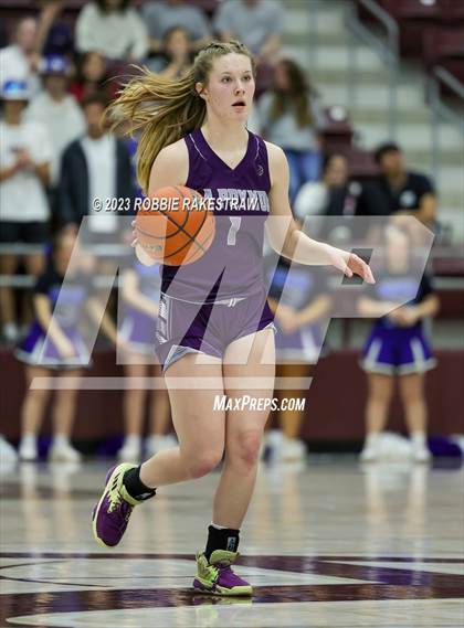 Thumbnail 3 in Frankston vs. LaPoynor (UIL 2A Regional Semifinal Playoff) photogallery.