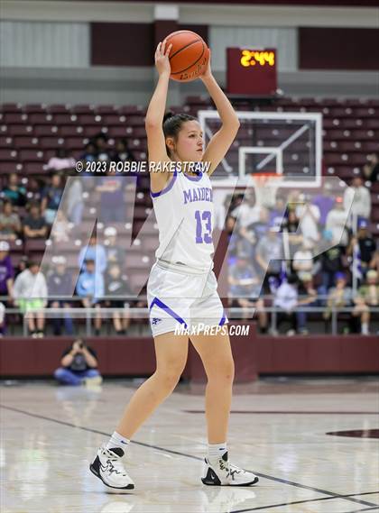 Thumbnail 1 in Frankston vs. LaPoynor (UIL 2A Regional Semifinal Playoff) photogallery.
