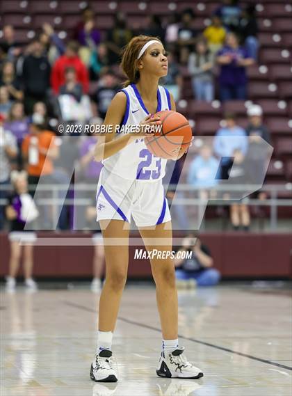 Thumbnail 1 in Frankston vs. LaPoynor (UIL 2A Regional Semifinal Playoff) photogallery.
