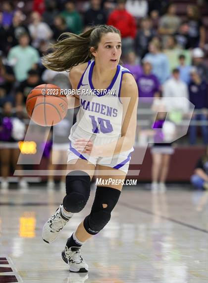 Thumbnail 2 in Frankston vs. LaPoynor (UIL 2A Regional Semifinal Playoff) photogallery.