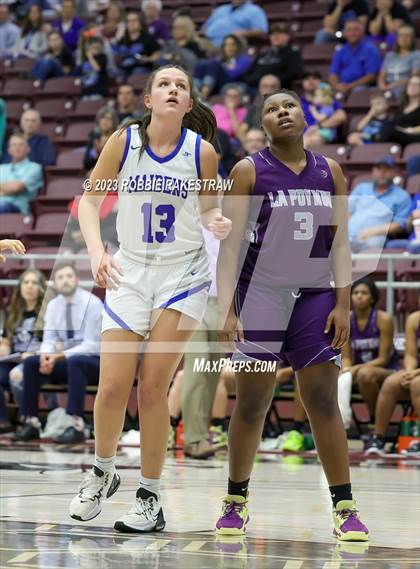 Thumbnail 3 in Frankston vs. LaPoynor (UIL 2A Regional Semifinal Playoff) photogallery.