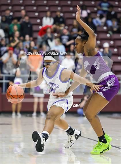Thumbnail 1 in Frankston vs. LaPoynor (UIL 2A Regional Semifinal Playoff) photogallery.