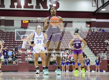 Thumbnail 1 in Frankston vs. LaPoynor (UIL 2A Regional Semifinal Playoff) photogallery.