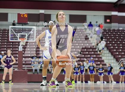 Thumbnail 3 in Frankston vs. LaPoynor (UIL 2A Regional Semifinal Playoff) photogallery.