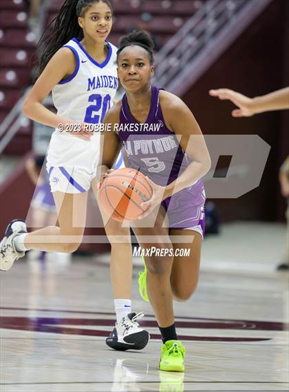Thumbnail 3 in Frankston vs. LaPoynor (UIL 2A Regional Semifinal Playoff) photogallery.