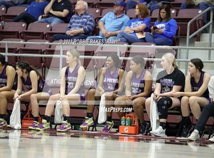 Thumbnail 2 in Frankston vs. LaPoynor (UIL 2A Regional Semifinal Playoff) photogallery.