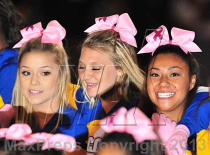 Thumbnail 1 in Los Osos @ Charter Oak photogallery.