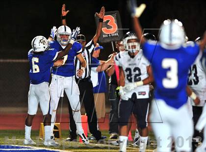 Thumbnail 2 in Los Osos @ Charter Oak photogallery.