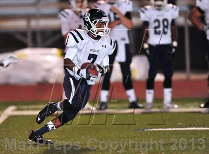 Thumbnail 1 in Los Osos @ Charter Oak photogallery.