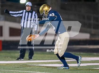 Thumbnail 2 in Center Grove vs Cathedral (IHSAA 6A Semi-state playoff) photogallery.