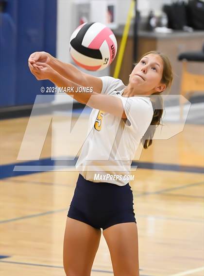 Thumbnail 2 in Glendale Prep Academy vs. Glendale Prep Academy (JV) photogallery.