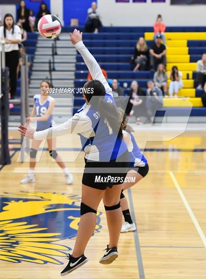 Thumbnail 3 in Glendale Prep Academy vs. Glendale Prep Academy (JV) photogallery.