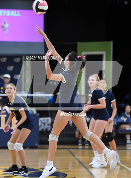 Thumbnail 3 in Glendale Prep Academy vs. Glendale Prep Academy (JV) photogallery.