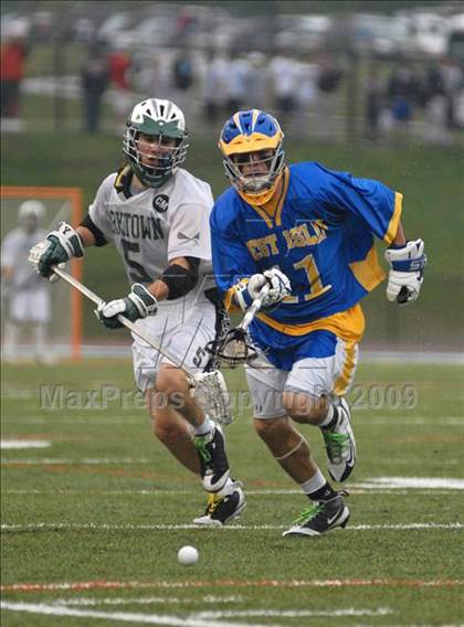 Thumbnail 1 in Yorktown vs. West Islip (NYSPHSAA Class A Semifinal) photogallery.