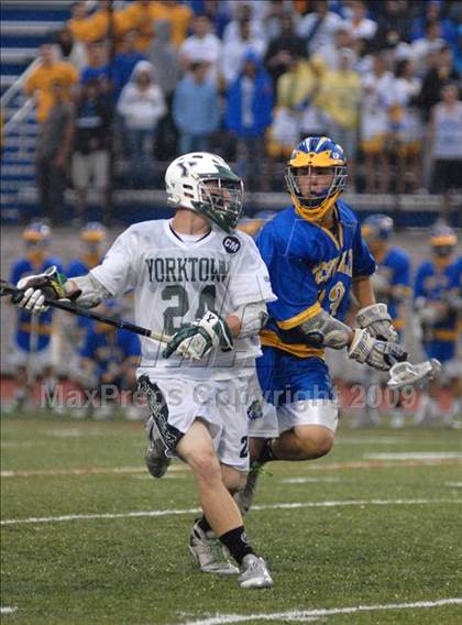 Thumbnail 2 in Yorktown vs. West Islip (NYSPHSAA Class A Semifinal) photogallery.