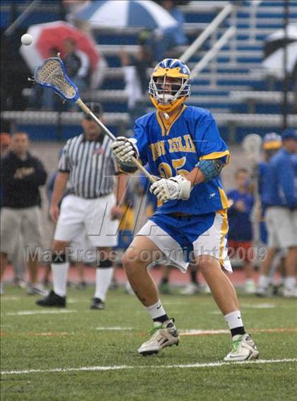 Thumbnail 2 in Yorktown vs. West Islip (NYSPHSAA Class A Semifinal) photogallery.