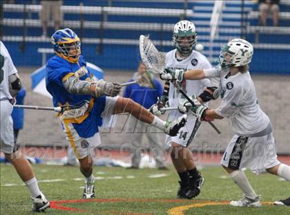 Thumbnail 2 in Yorktown vs. West Islip (NYSPHSAA Class A Semifinal) photogallery.