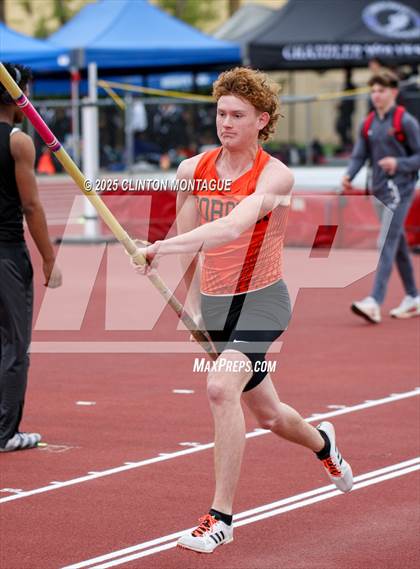 Thumbnail 1 in Devon Allen Invitational (Pole Vault) photogallery.