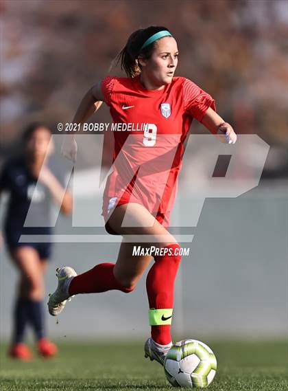 Thumbnail 2 in Bakersfield vs. Buchanan photogallery.