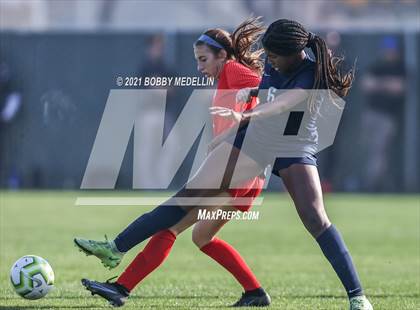 Thumbnail 2 in Bakersfield vs. Buchanan photogallery.