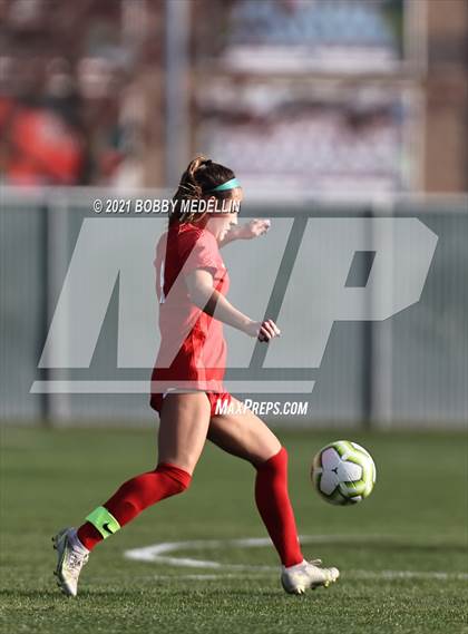 Thumbnail 1 in Bakersfield vs. Buchanan photogallery.