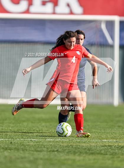 Thumbnail 2 in Bakersfield vs. Buchanan photogallery.