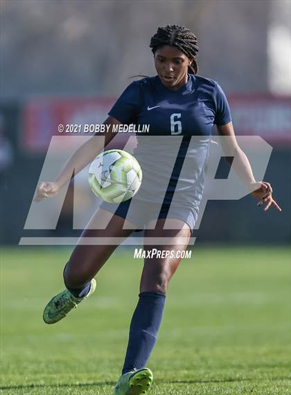 Thumbnail 2 in Bakersfield vs. Buchanan photogallery.