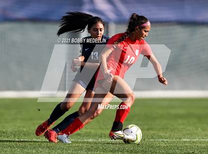Thumbnail 3 in Bakersfield vs. Buchanan photogallery.