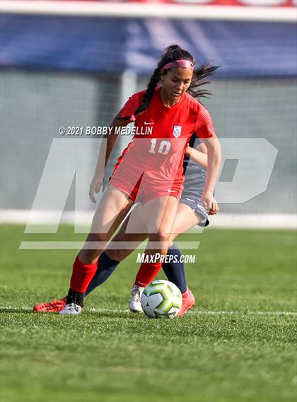 Thumbnail 2 in Bakersfield vs. Buchanan photogallery.