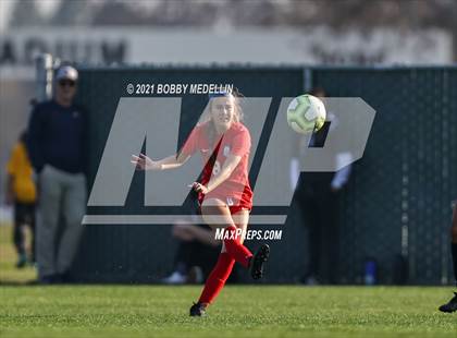 Thumbnail 3 in Bakersfield vs. Buchanan photogallery.