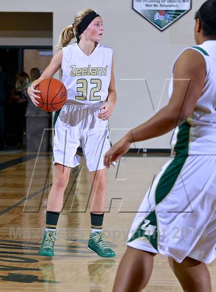 Thumbnail 2 in Unity Christian @ Zeeland West photogallery.