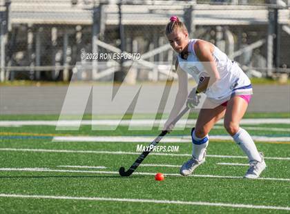 Thumbnail 1 in Shoreham Wading River vs Eastport South Manor (NYSPHSAA Section XI Class B Final) photogallery.