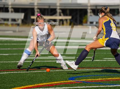 Thumbnail 2 in Shoreham Wading River vs Eastport South Manor (NYSPHSAA Section XI Class B Final) photogallery.