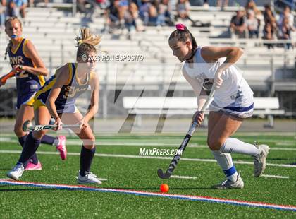 Thumbnail 3 in Shoreham Wading River vs Eastport South Manor (NYSPHSAA Section XI Class B Final) photogallery.