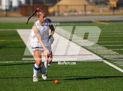 Thumbnail 1 in Shoreham Wading River vs Eastport South Manor (NYSPHSAA Section XI Class B Final) photogallery.