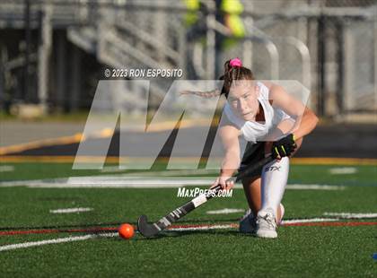 Thumbnail 1 in Shoreham Wading River vs Eastport South Manor (NYSPHSAA Section XI Class B Final) photogallery.