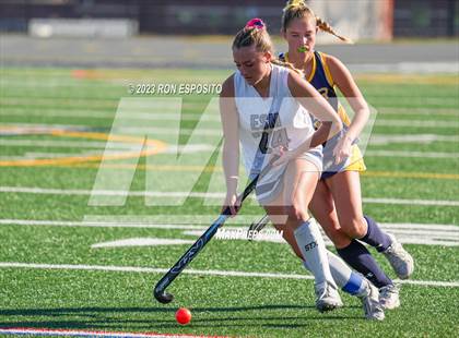 Thumbnail 1 in Shoreham Wading River vs Eastport South Manor (NYSPHSAA Section XI Class B Final) photogallery.