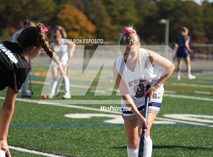 Thumbnail 1 in Shoreham Wading River vs Eastport South Manor (NYSPHSAA Section XI Class B Final) photogallery.