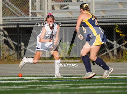 Thumbnail 1 in Shoreham Wading River vs Eastport South Manor (NYSPHSAA Section XI Class B Final) photogallery.