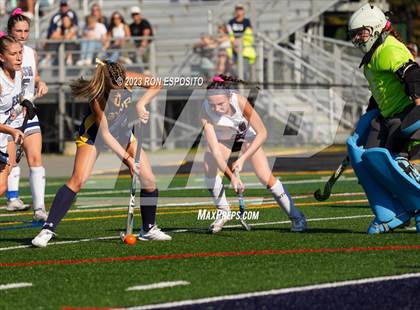 Thumbnail 1 in Shoreham Wading River vs Eastport South Manor (NYSPHSAA Section XI Class B Final) photogallery.
