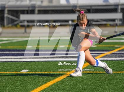 Thumbnail 2 in Shoreham Wading River vs Eastport South Manor (NYSPHSAA Section XI Class B Final) photogallery.