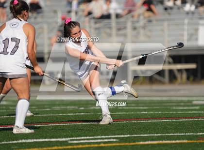 Thumbnail 3 in Shoreham Wading River vs Eastport South Manor (NYSPHSAA Section XI Class B Final) photogallery.