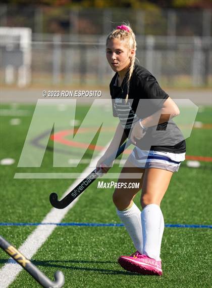 Thumbnail 1 in Shoreham Wading River vs Eastport South Manor (NYSPHSAA Section XI Class B Final) photogallery.