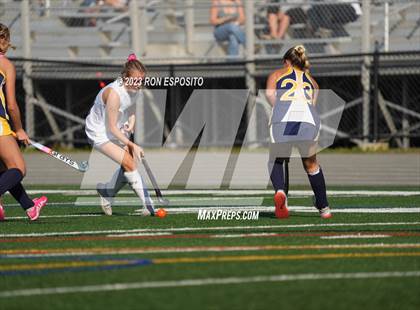 Thumbnail 2 in Shoreham Wading River vs Eastport South Manor (NYSPHSAA Section XI Class B Final) photogallery.